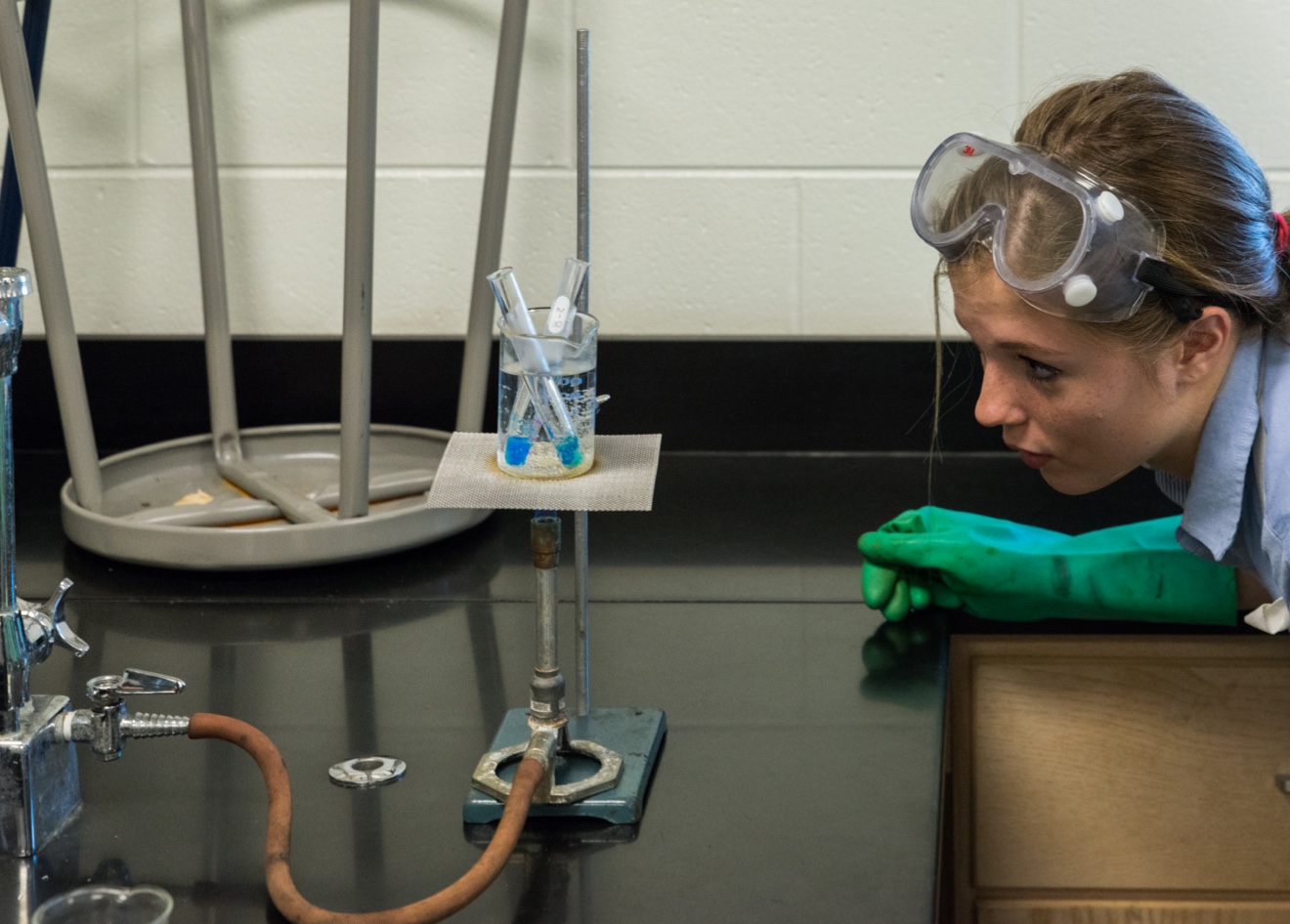 Aurora Central Catholic High School Science Lab